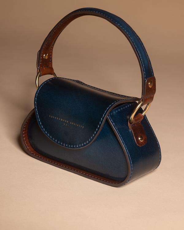 #color_navy